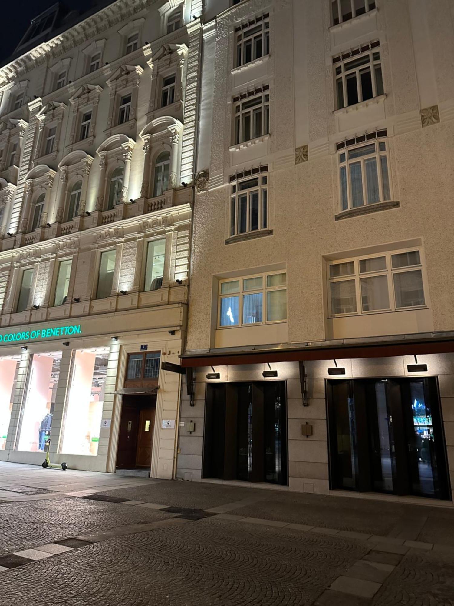 Apartment Opera 1 Виена Екстериор снимка