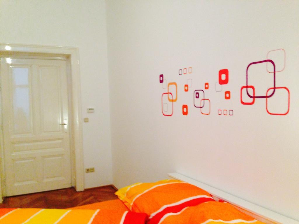 Apartment Opera 1 Виена Екстериор снимка