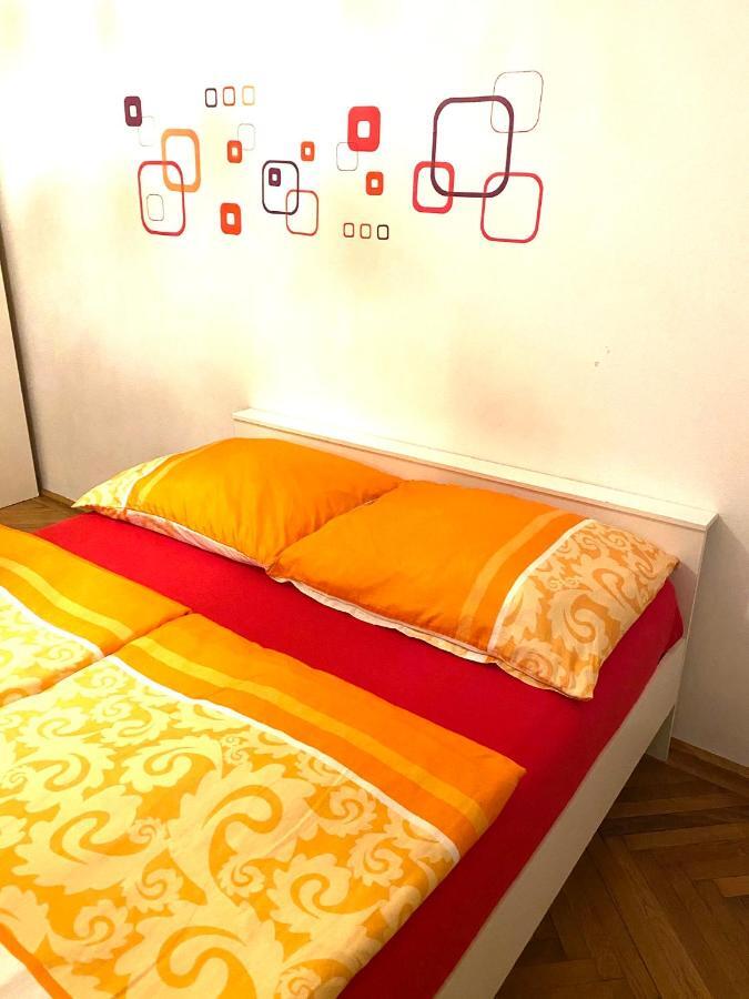 Apartment Opera 1 Виена Екстериор снимка