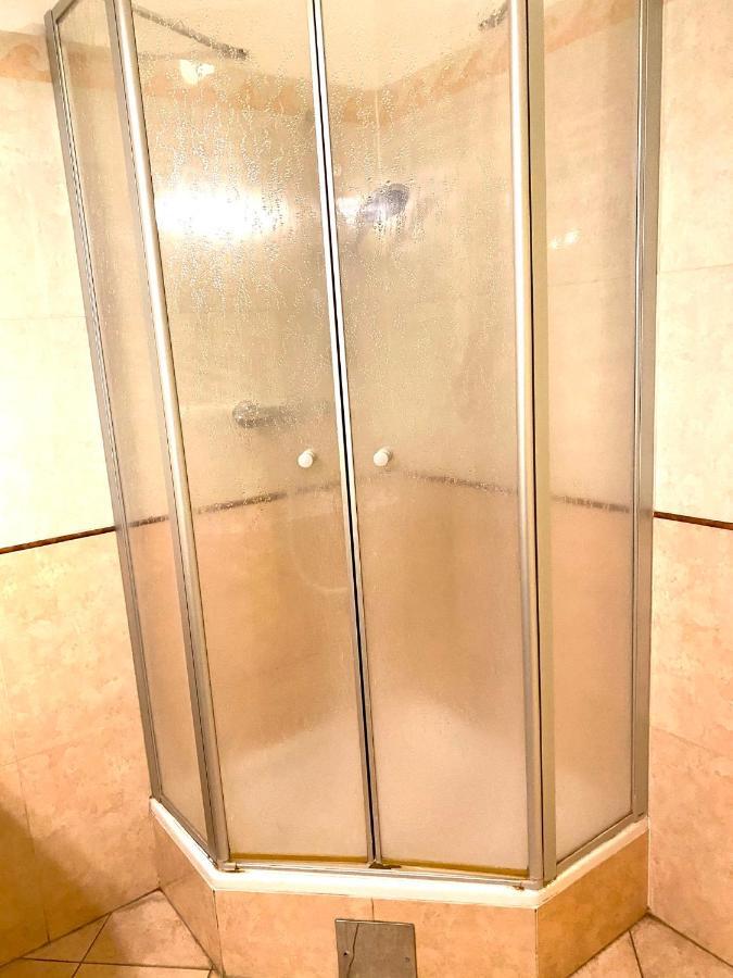 Apartment Opera 1 Виена Екстериор снимка