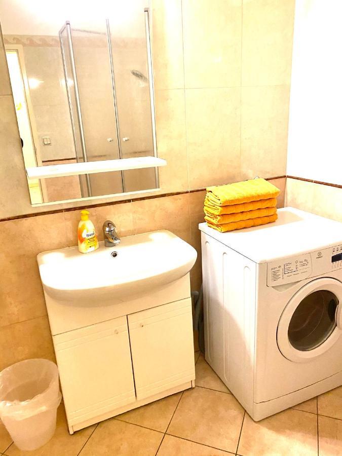 Apartment Opera 1 Виена Екстериор снимка