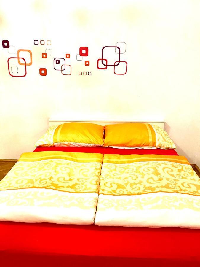 Apartment Opera 1 Виена Екстериор снимка